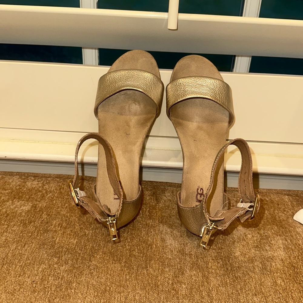 Ugg gold metallic wedges